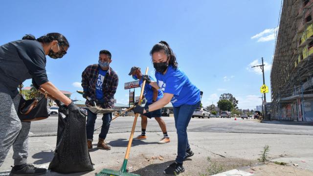 Van Nuys Community Clean-Up event