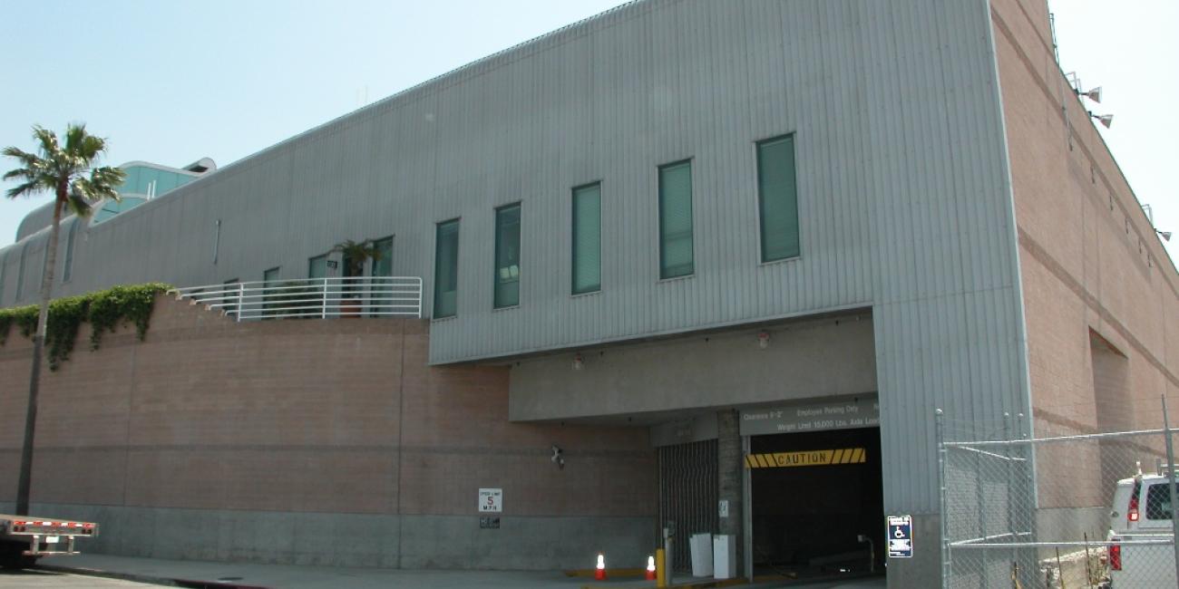 Palmetto Substations Regional Center, Vehicle Entrance
